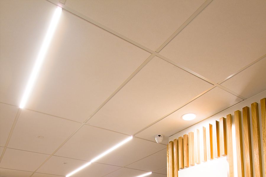 Ceiling with Phonic Harmony, CBI grid and Gridlux Ceiling with Phonic Harmony, CBI grid and Gridlux